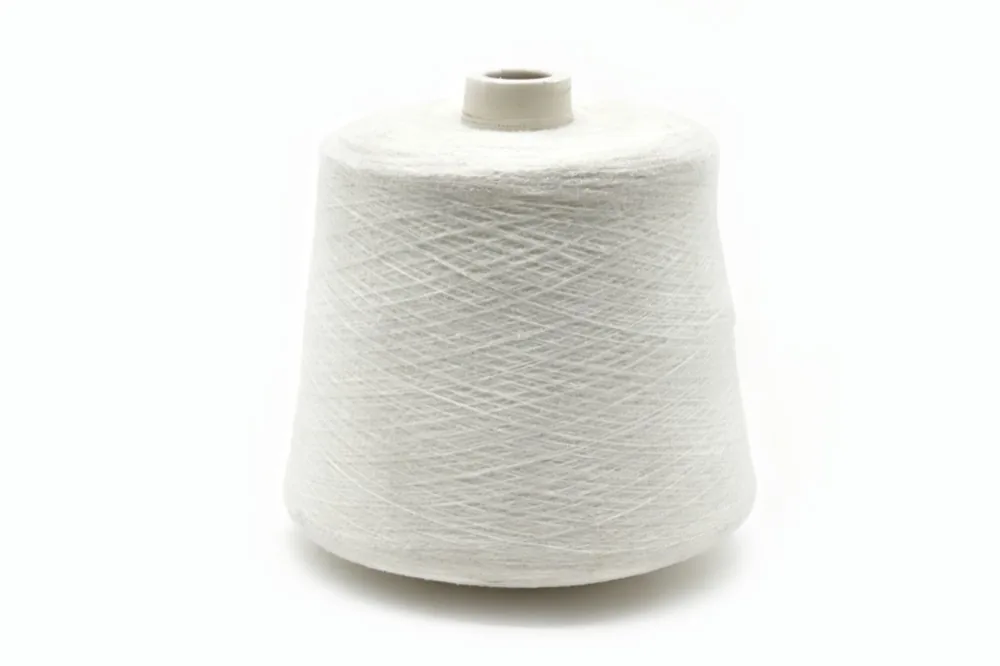 EYNN17000-30 17NM Nylon Double-Sided Eyelash Yarn
